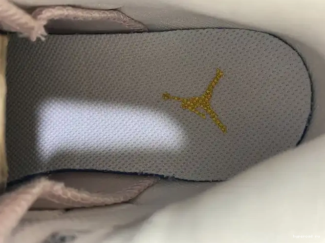 6 Retro Hoops (W) Air Gold DH9696-100 Jordan 0512